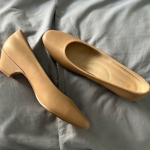 DreamPairsShoes - New in the box. Never worn.